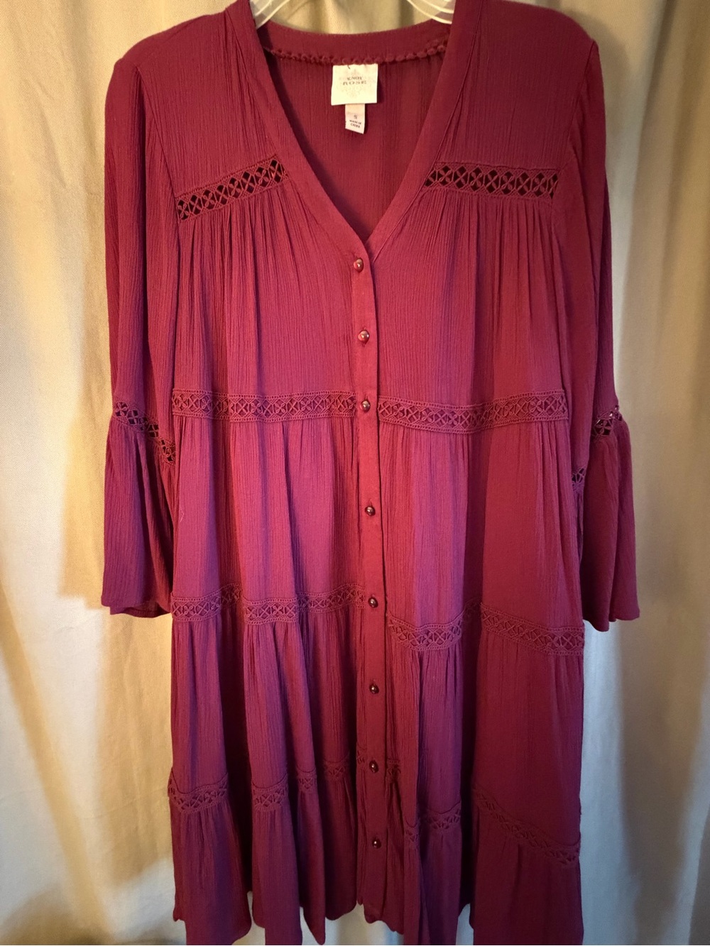 LIKE NEW KNOX ROSE Boho midi length Dress in Deep Berry with crochet details